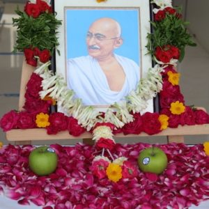 gandhi gandhi